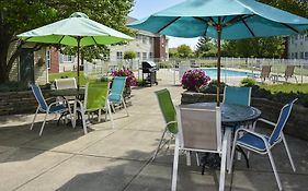 Cresthill Suites Syracuse Ny